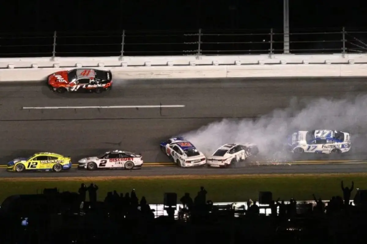 Who Scorched the Track With the Fastest Lap in the 2025 Daytona 500