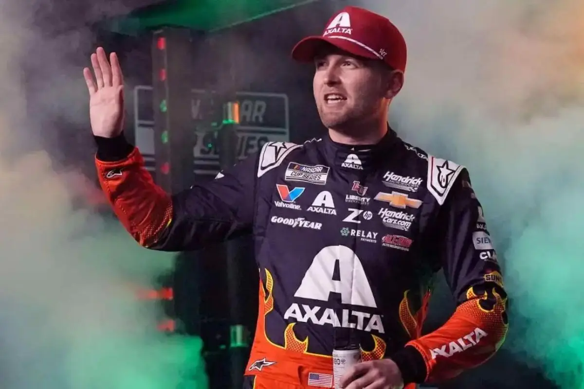 William Byron Leaves His Mark in Daytona 500 Victory Lane