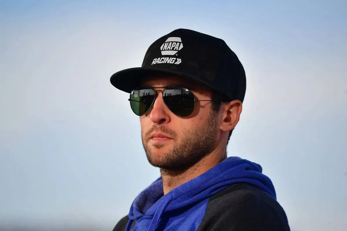 Chase Elliott Is Making Fans Worry About His NASCAR Career