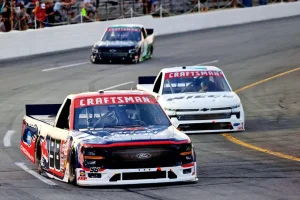 Ecosave 200 Qualifying Order: Rising Stars and Veterans Clash for Pole Position in Las Vegas