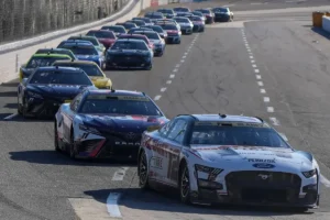 Icons Slam NASCAR’s Declining Standards After Martinsville Brawl and Controversy