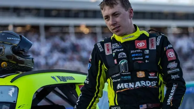 Brandon Jones Easter Snake Encounter