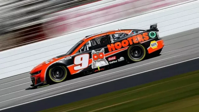 Hooters Plots Bold NASCAR Comeback