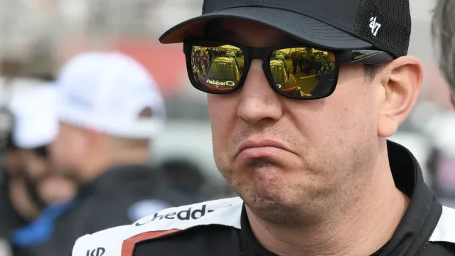 Kyle Busch comments on F1 fans versus NASCAR fans
