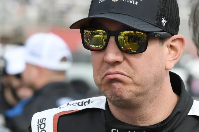 Kyle Busch comments on F1 fans versus NASCAR fans