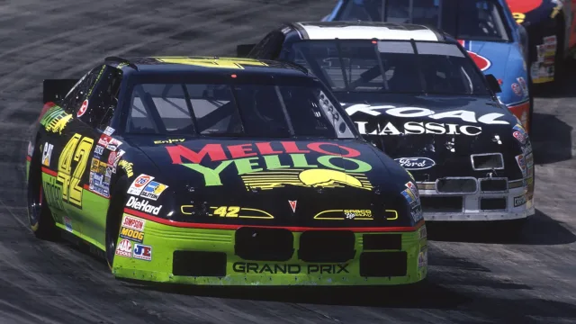 Kenny Wallace ranks Kyle Petty above Dale Earnhardt Jr. as NASCAR historian