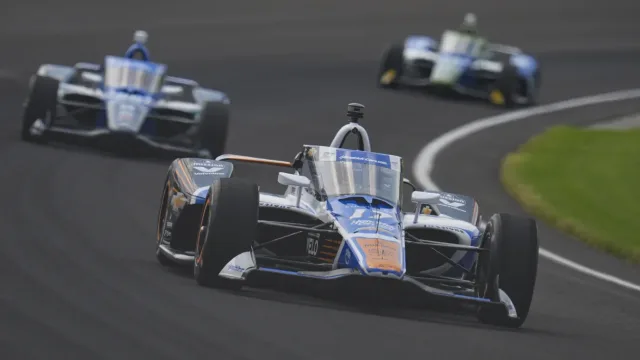 Kevin Harvick urges Kyle Larson to focus on NASCAR over Indy-Charlotte Double