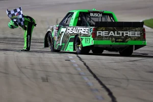 NASCAR Insider Forecasts Spire Motorsports Victory at 2025 Texas Truck Race: Hocevar the Hot Pick