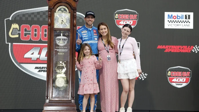 Denny Hamlin family and racing news Denny Hamlin family and racing news