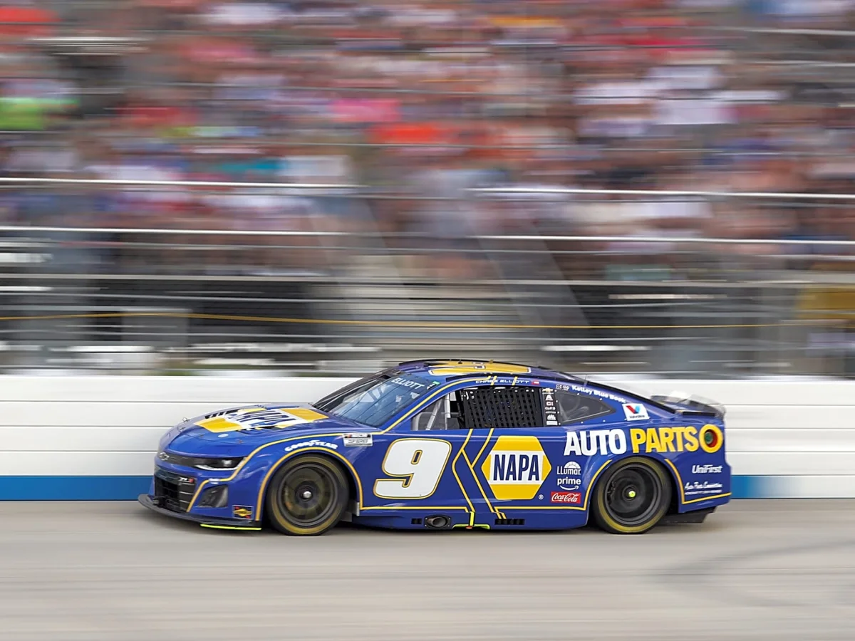 Chase Elliott regular season championship advantage