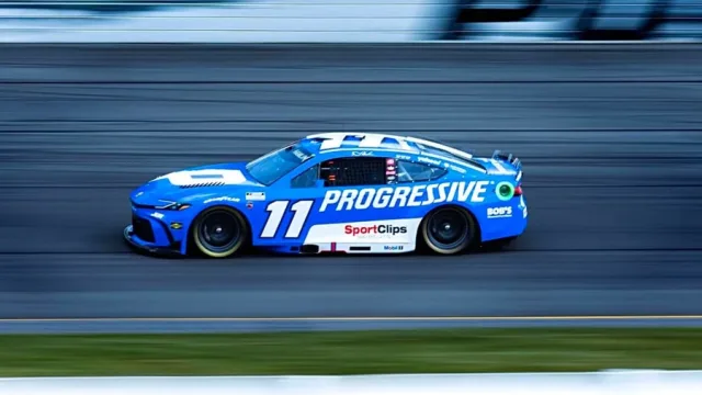 Denny Hamlin Atlanta NASCAR record