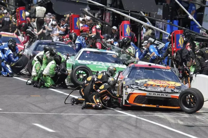 Erik Jones pit crew suspension impact