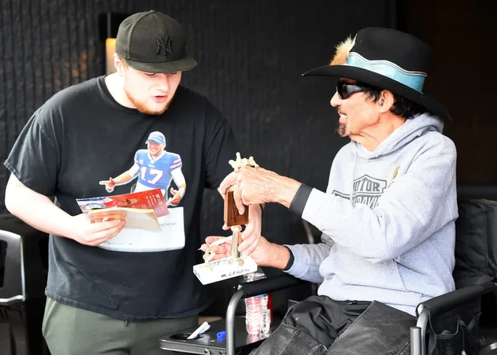 Richard Petty sunglasses reason Richard Petty sunglasses reason