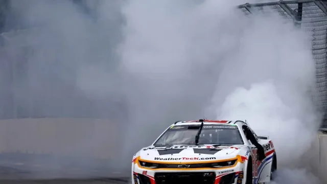 Shane van Gisbergen Chicago race strategy