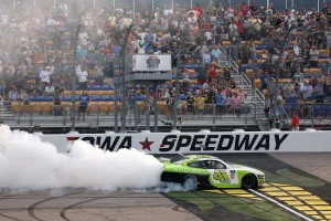 Sam Mayer Delivers First Haas Factory Xfinity Win: Full HyVee Perks 250 Results