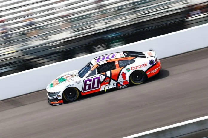 Brad Keselowski dominates Iowa NASCAR race