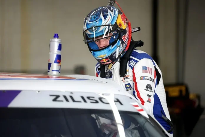 Connor Zilisch Iowa NASCAR race setback