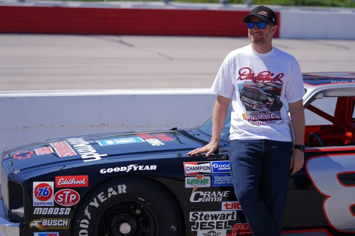 Dale Earnhardt Jr. Iowa race reaction