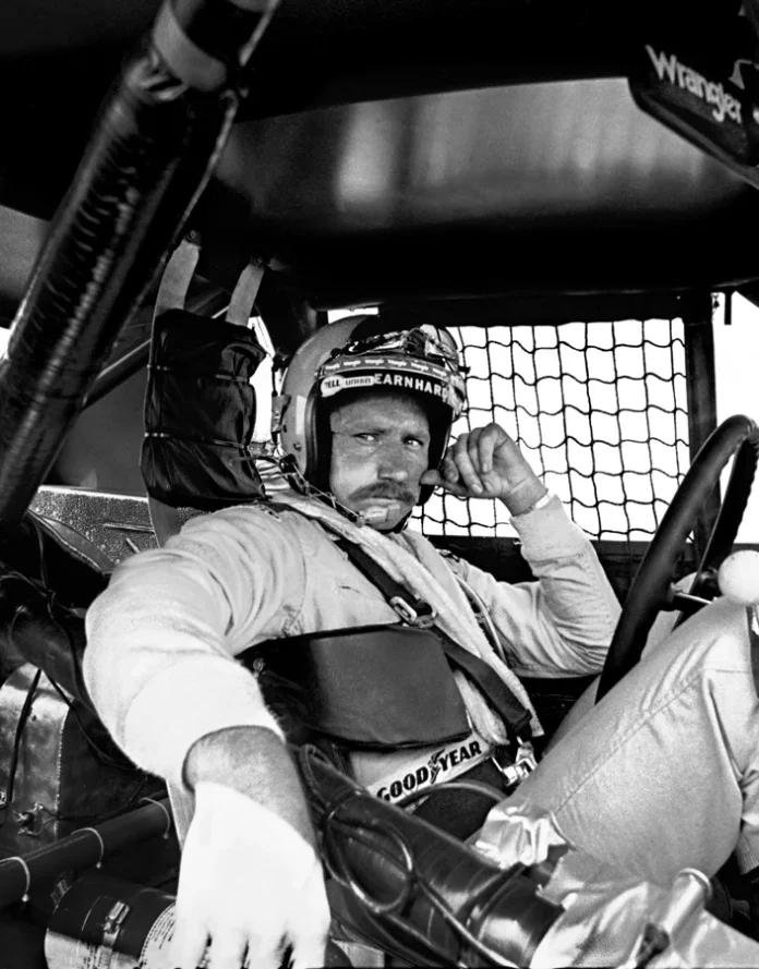 Dale Earnhardt Sr. leadership stories Dale Earnhardt Sr. leadership stories