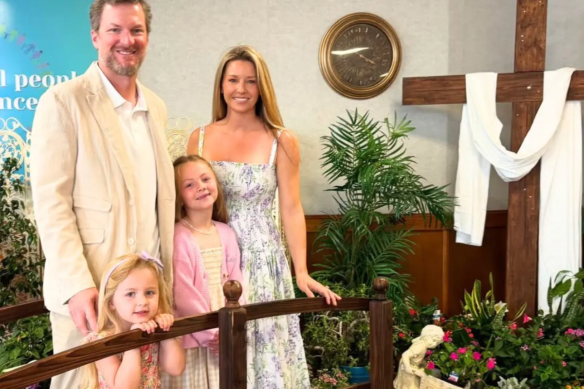Emotional Goodbye Amy Calls Out Dale Jr. as Daughter Isla Breaks Down