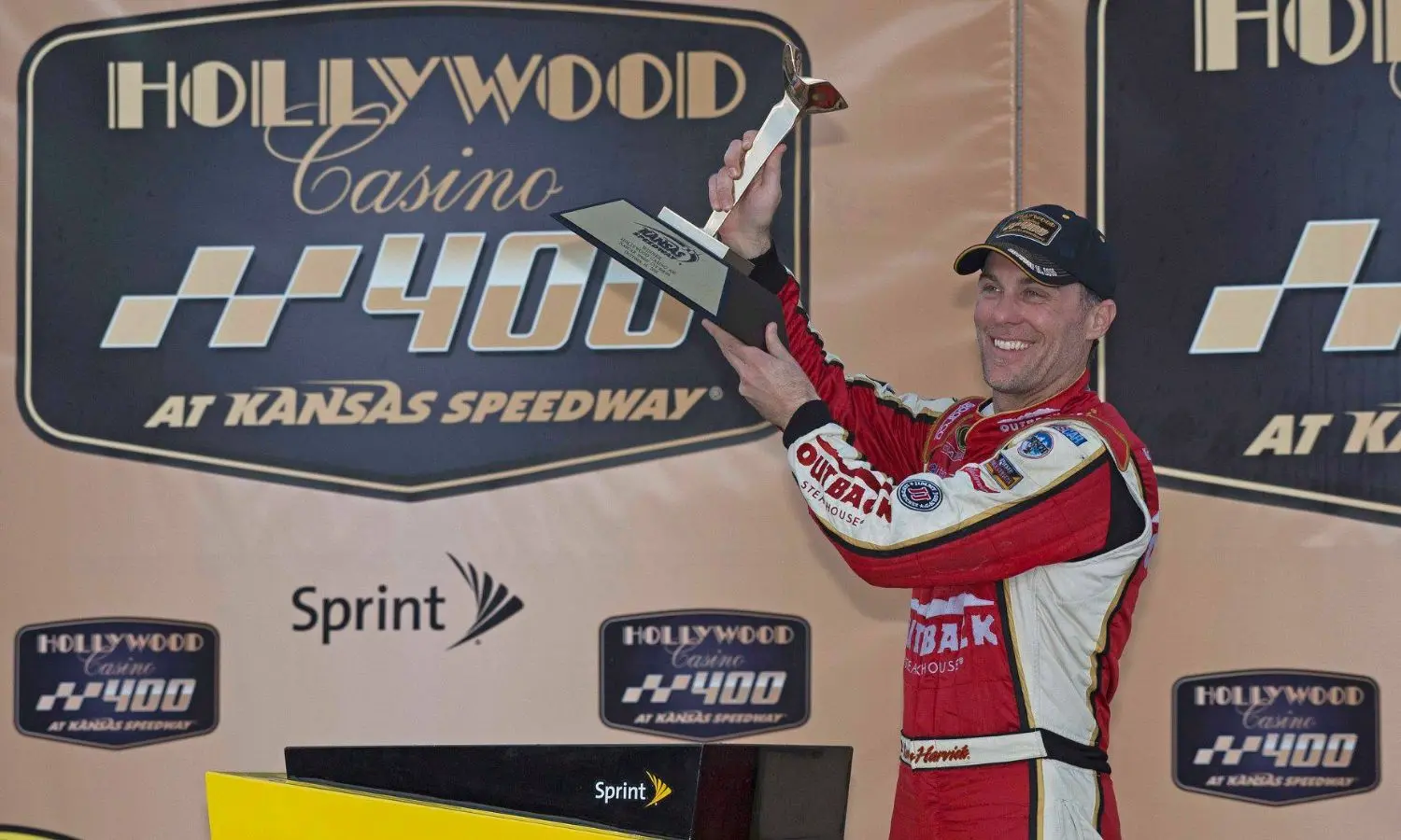 Hollywood Casino 400