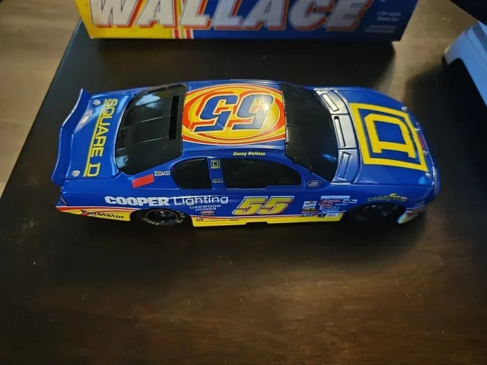 Kenny Wallace early racing stories