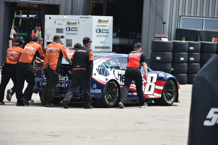 Kyle Busch Iowa Speedway crash