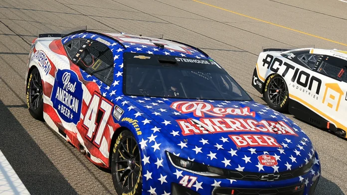 Ricky Stenhouse Jr. honors Hulk Hogan