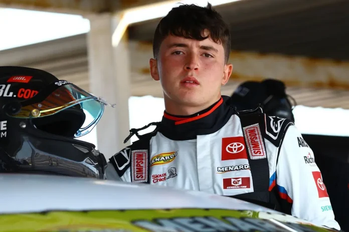 Young Talents Navigating Big Expectations