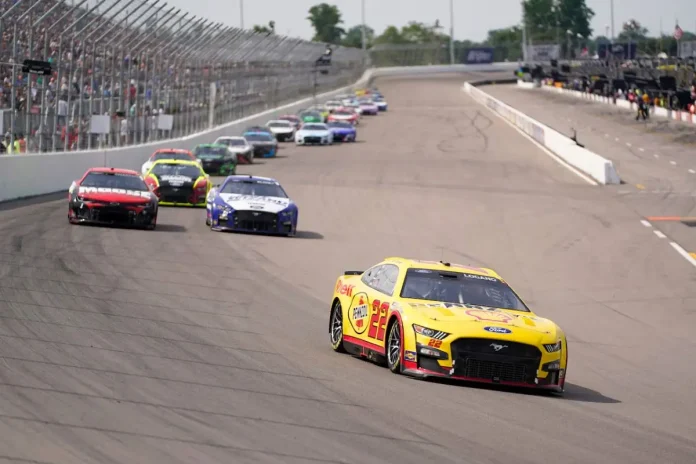 2025 Enjoy Illinois 300 Entry List Drops