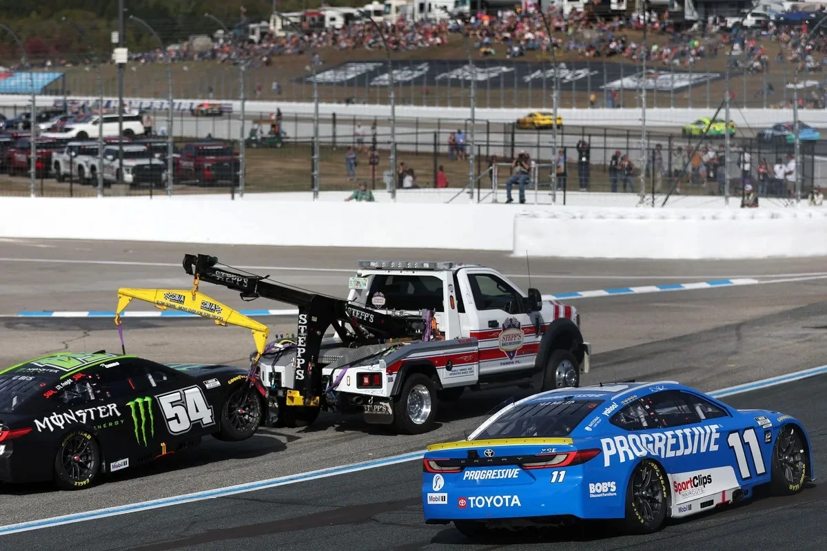 23XI Racing playoff struggle