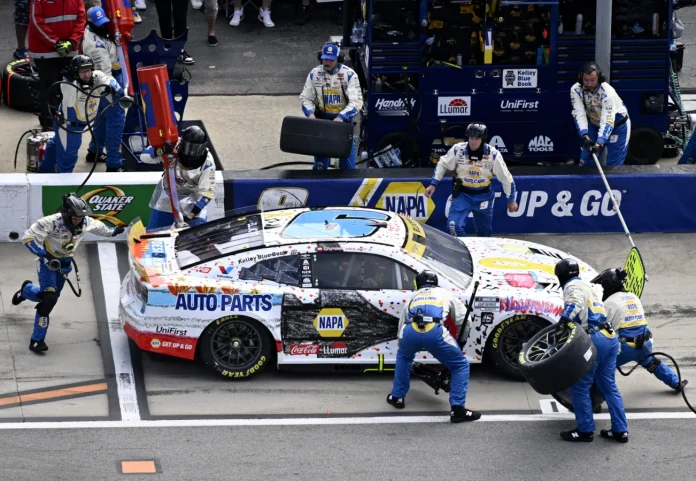Chase Elliott pit strategy reaction
