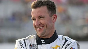 AJ Allmendinger shocks field, takes Cup Series Bristol pole position