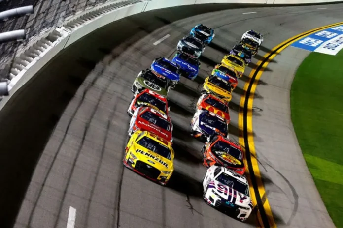 Daytona Layoff Rumors Stir Fan Fears for NASCAR’s Crown Jewel