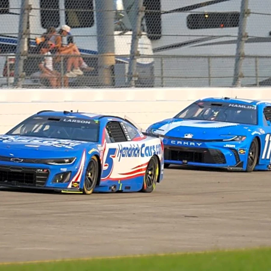 Denny Hamlin Kansas Speedway drama