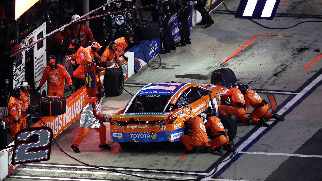 Denny Hamlin pit crew suspension