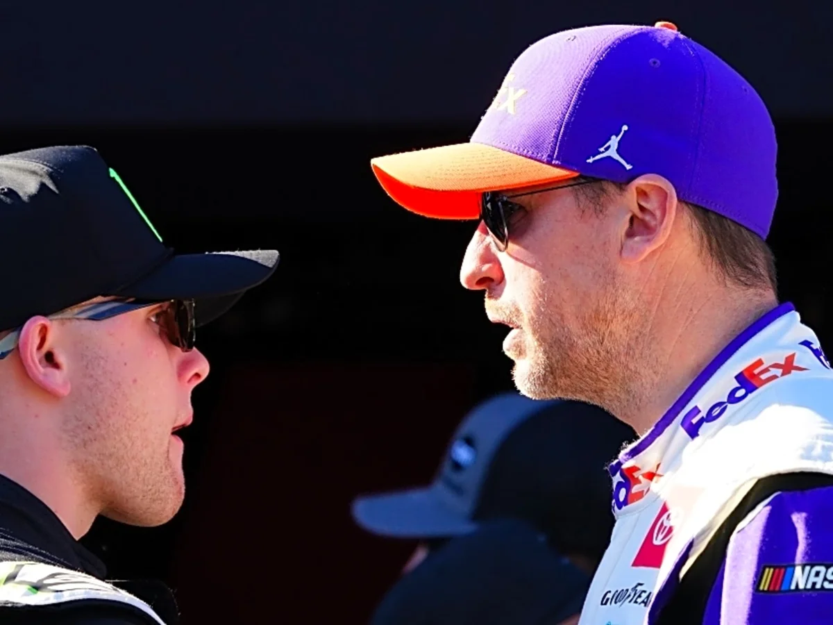 Denny Hamlin JGR team meeting