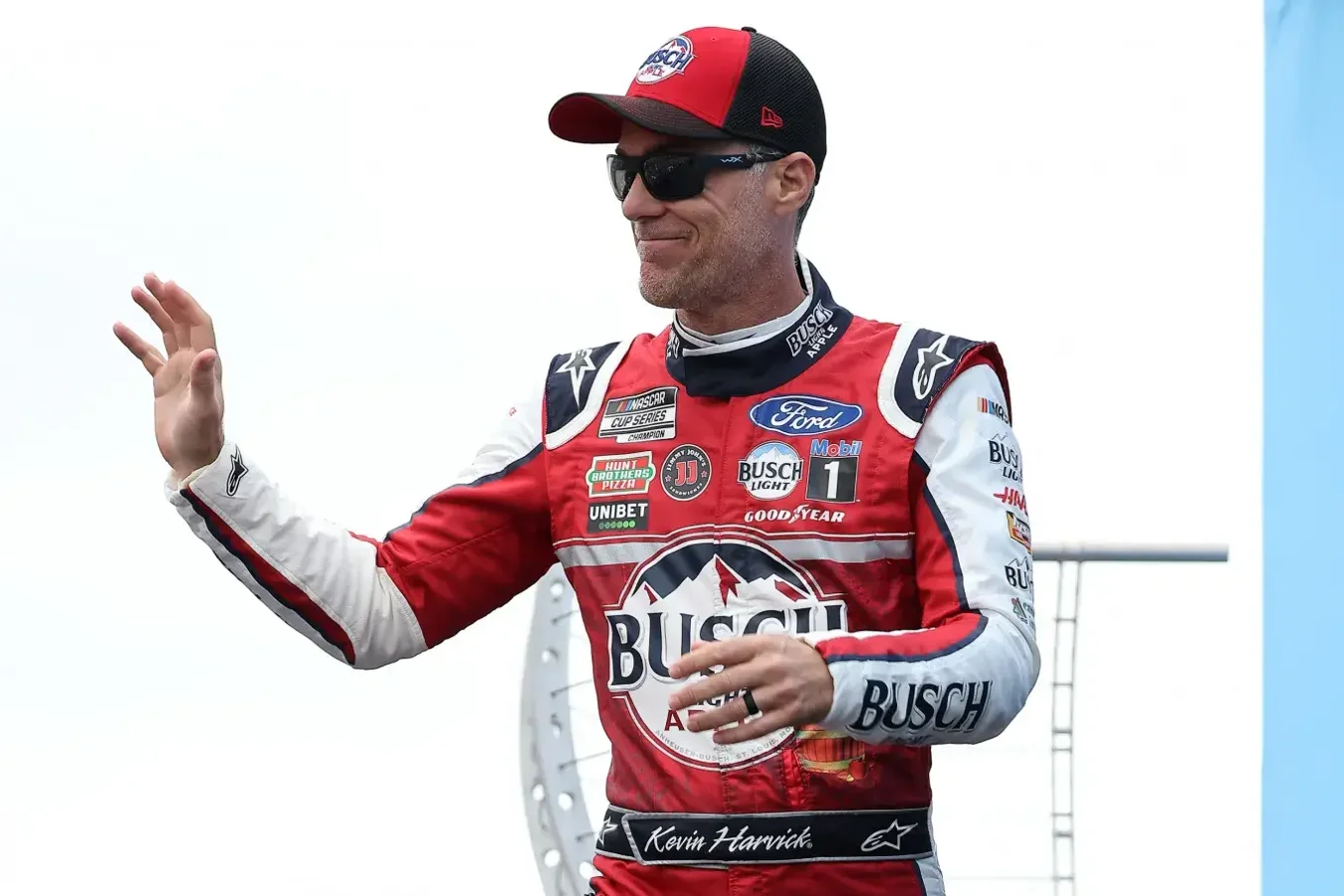 Kevin Harvick on Kyle Busch