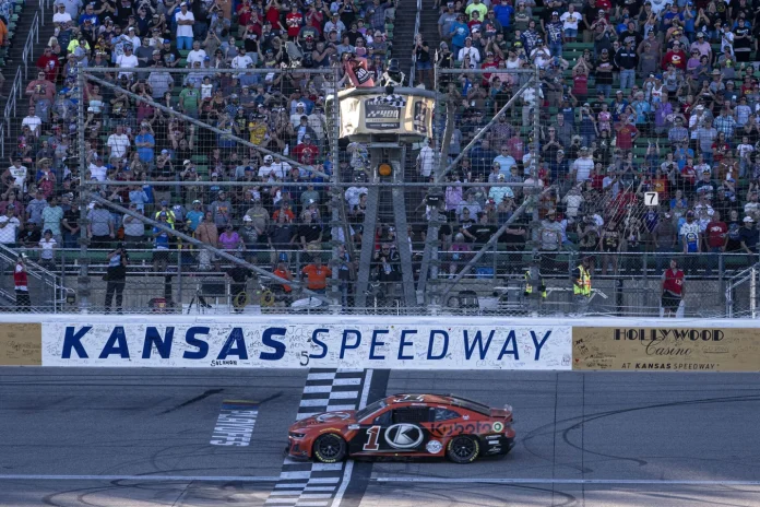 NASCAR Kansas Speedway 2025 schedule
