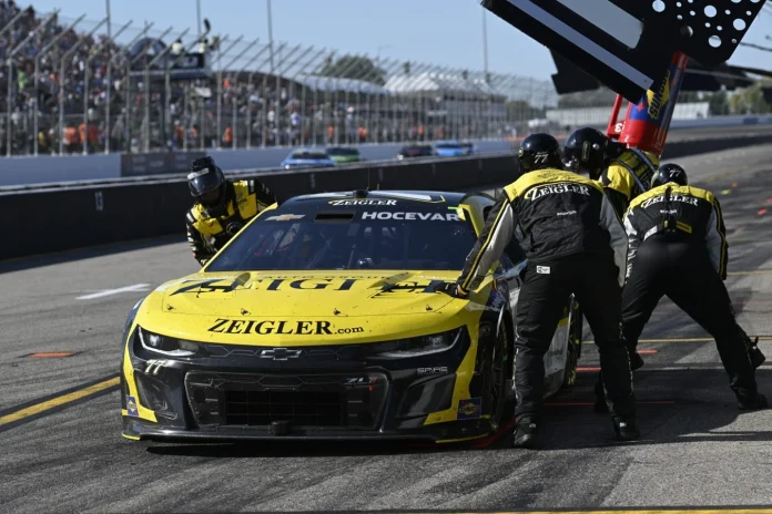 Rick Hendrick pit crew swap backfires