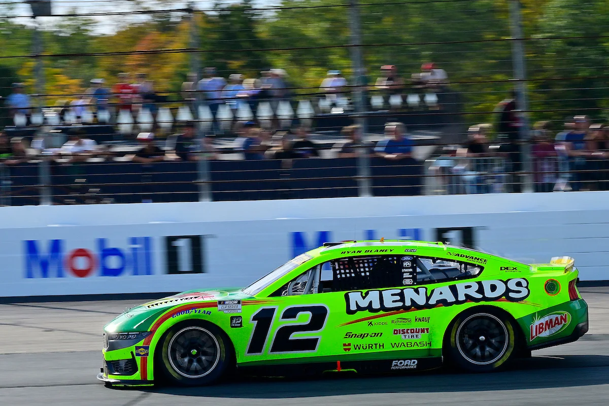 Ryan Blaney Team Penske teamwork