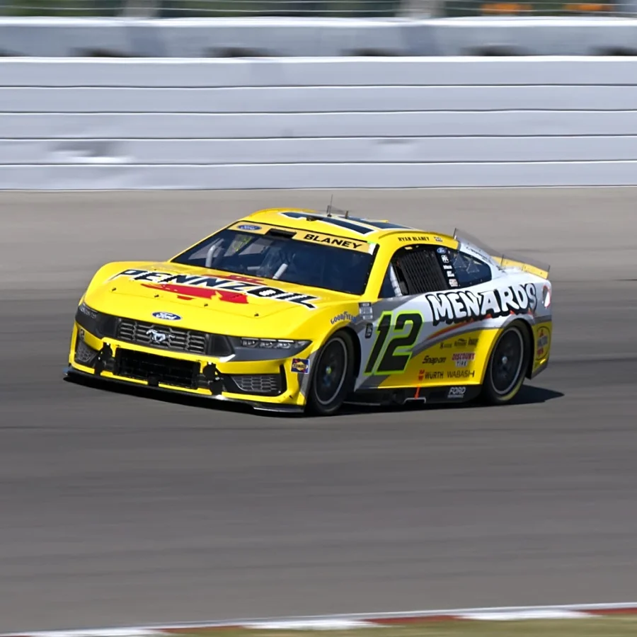 Ryan Blaney Kansas tire blowout