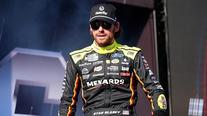 Ryan Blaney Kyle Larson Gateway incident Ryan Blaney Kyle Larson Gateway incident