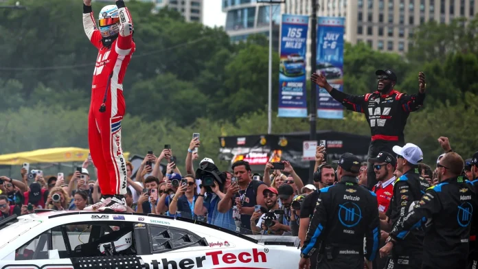 Shane van Gisbergen road course domination