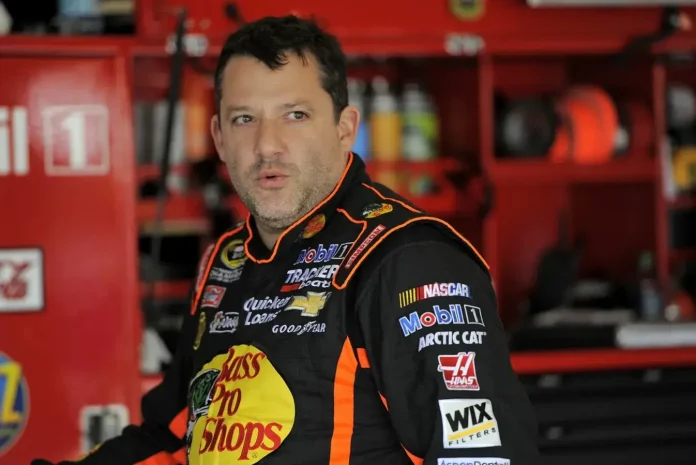 Tony Stewart Bristol helmet throw