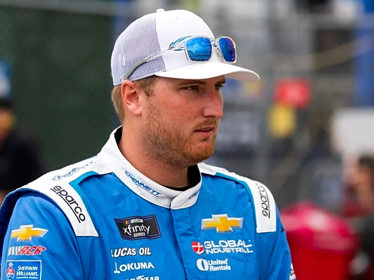 Austin Hill fan controversy