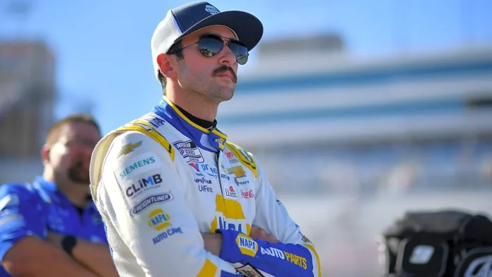 Chase Elliott Martinsville playoff hopes Chase Elliott Martinsville playoff hopes