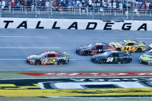 Zane Smith inks multi-year Front Row Motorsports deal