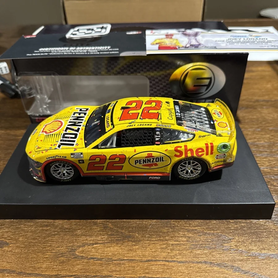 Joey Logano NASCAR title bid