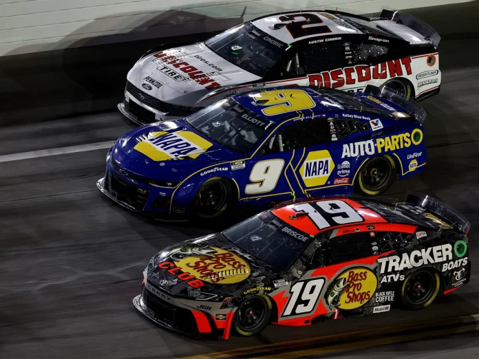 Kevin Harvick criticizes NASCAR playoffs Kevin Harvick criticizes NASCAR playoffs